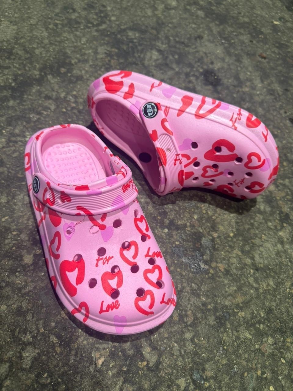 ,сабо crocs,шлепанцы крокс детские,кроксы детские,крокс китти кроксы