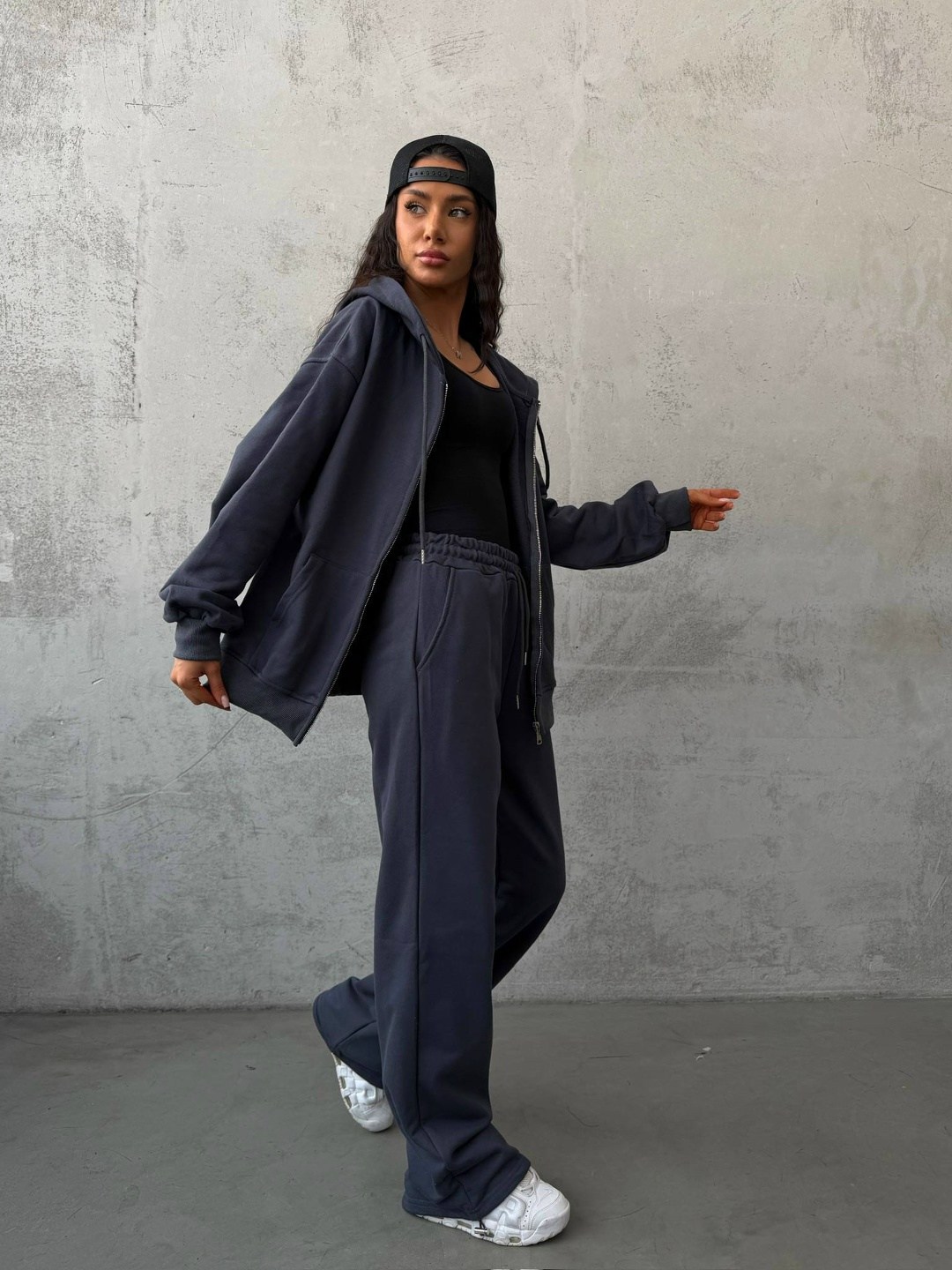 толстовка с брюками,спортивный костюм с двойным капюшоном кофта и штаны,спортивный костюм,костюм женский,женские спортивные костюмы
