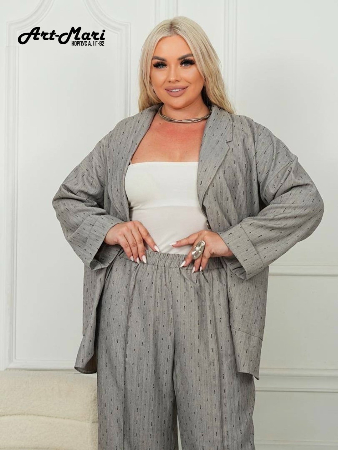 женский брючный костюм-двойка,женские костюмы брючные,серый брючный костюм,брючной костюм,костюм брючный тройка