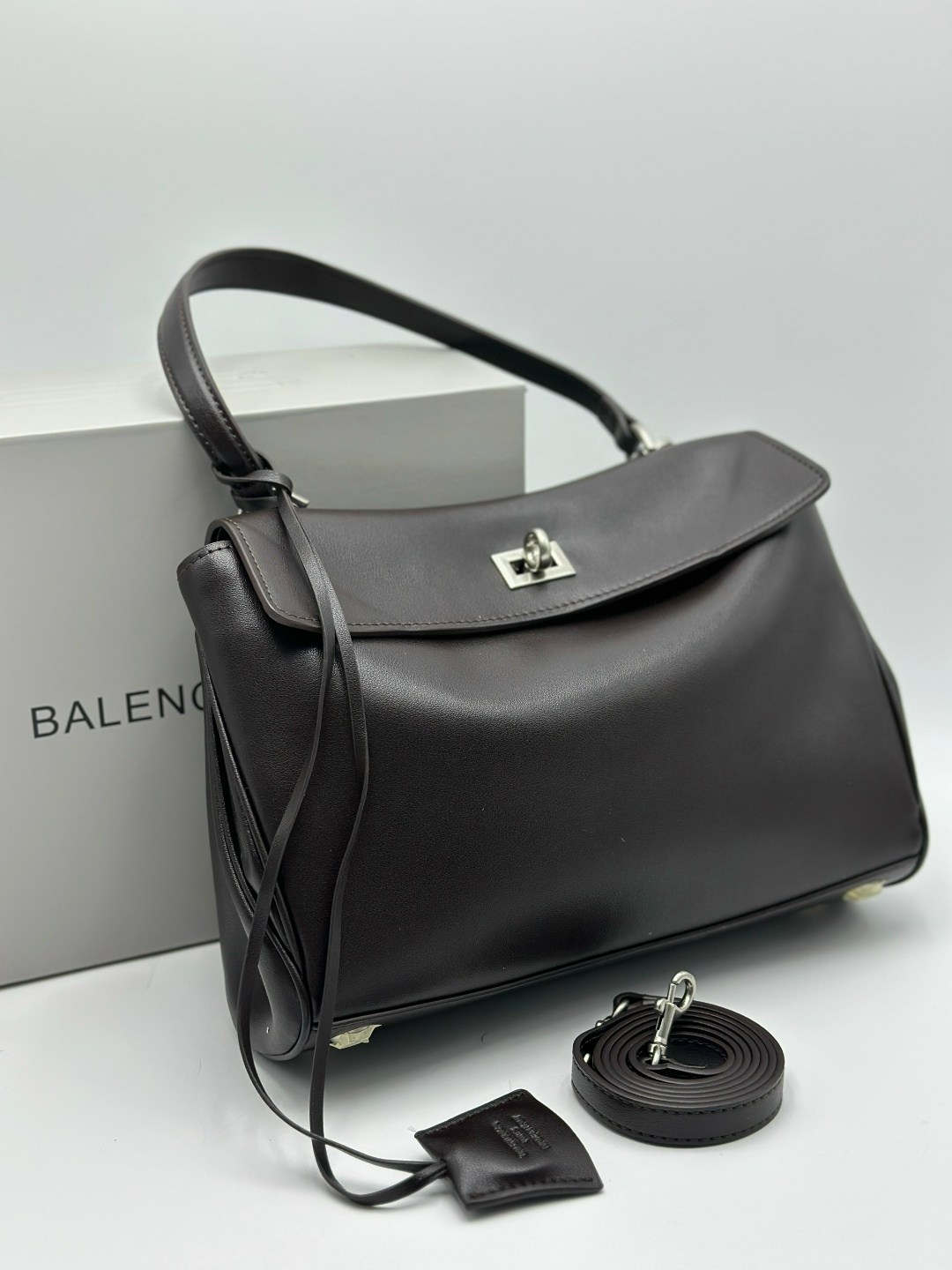 сумка женская balenciaga,сумка balenciaga,сумка balenciaga натуральная кожа 35-24 см,сумка balenciaga rodeo,женская сумка rodeo balenciaga