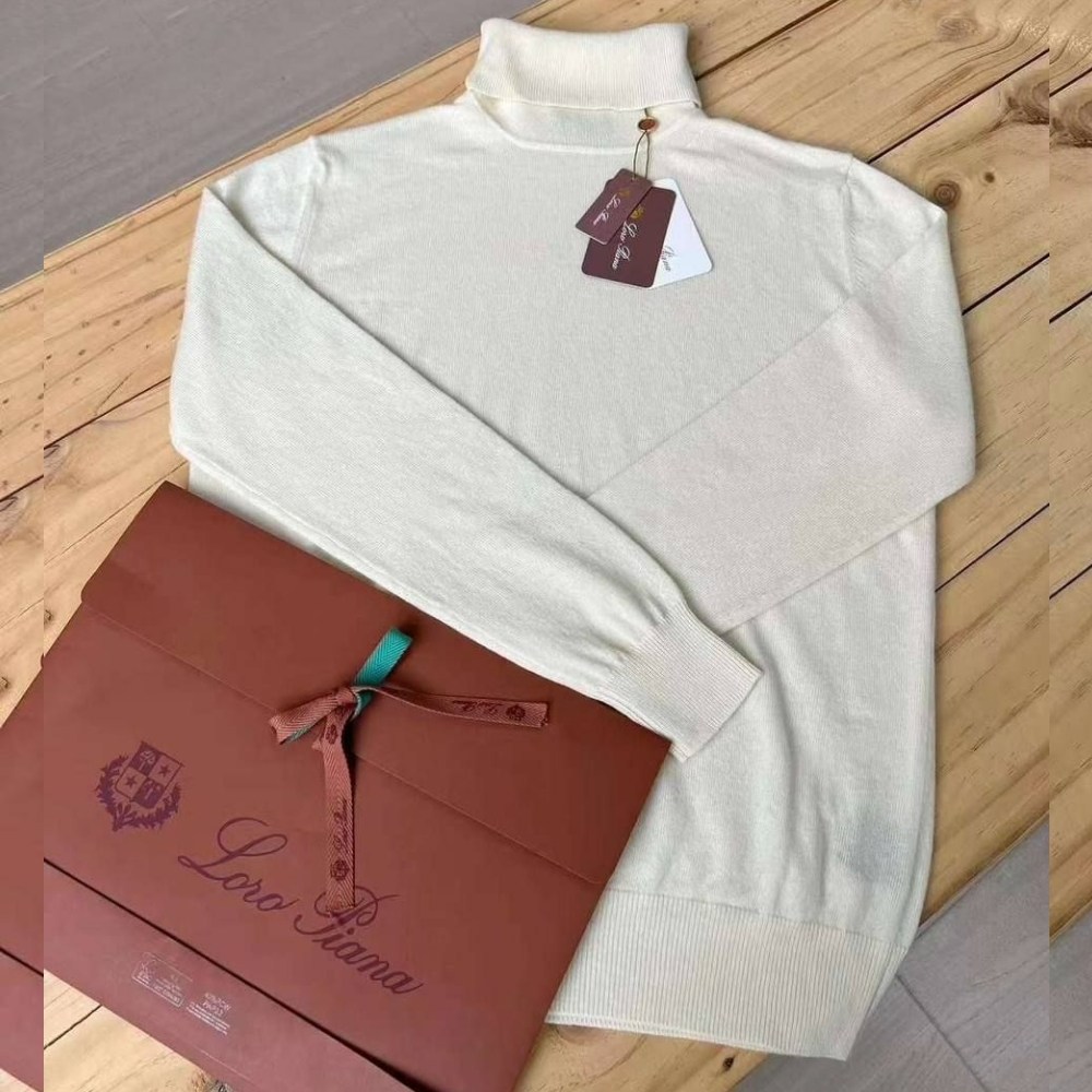 кашемировая водолазка loro piana,водолазка кашемир,кашемировый свитер loro piana,модные свитера,свитер loro piana