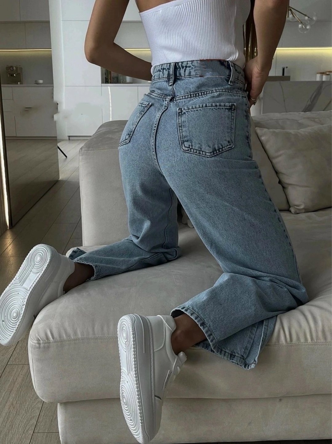 женские широкие джинсы,джинсы бананы,джинсы широкие,женские джинсы,джинсы брюки