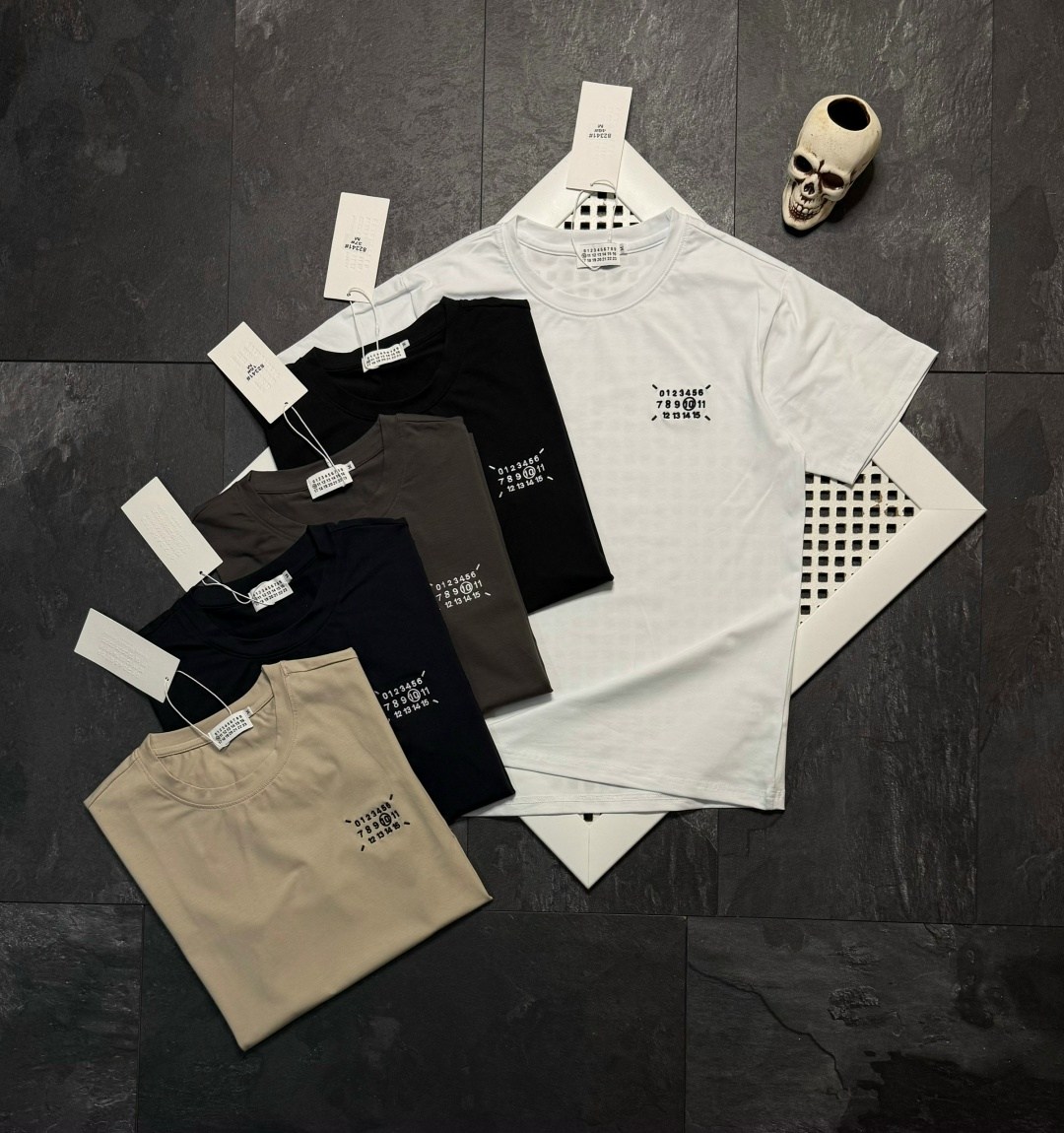 футболки мужские,бежевая футболка,футболка,футболка с принтом,футболка песочного цвета