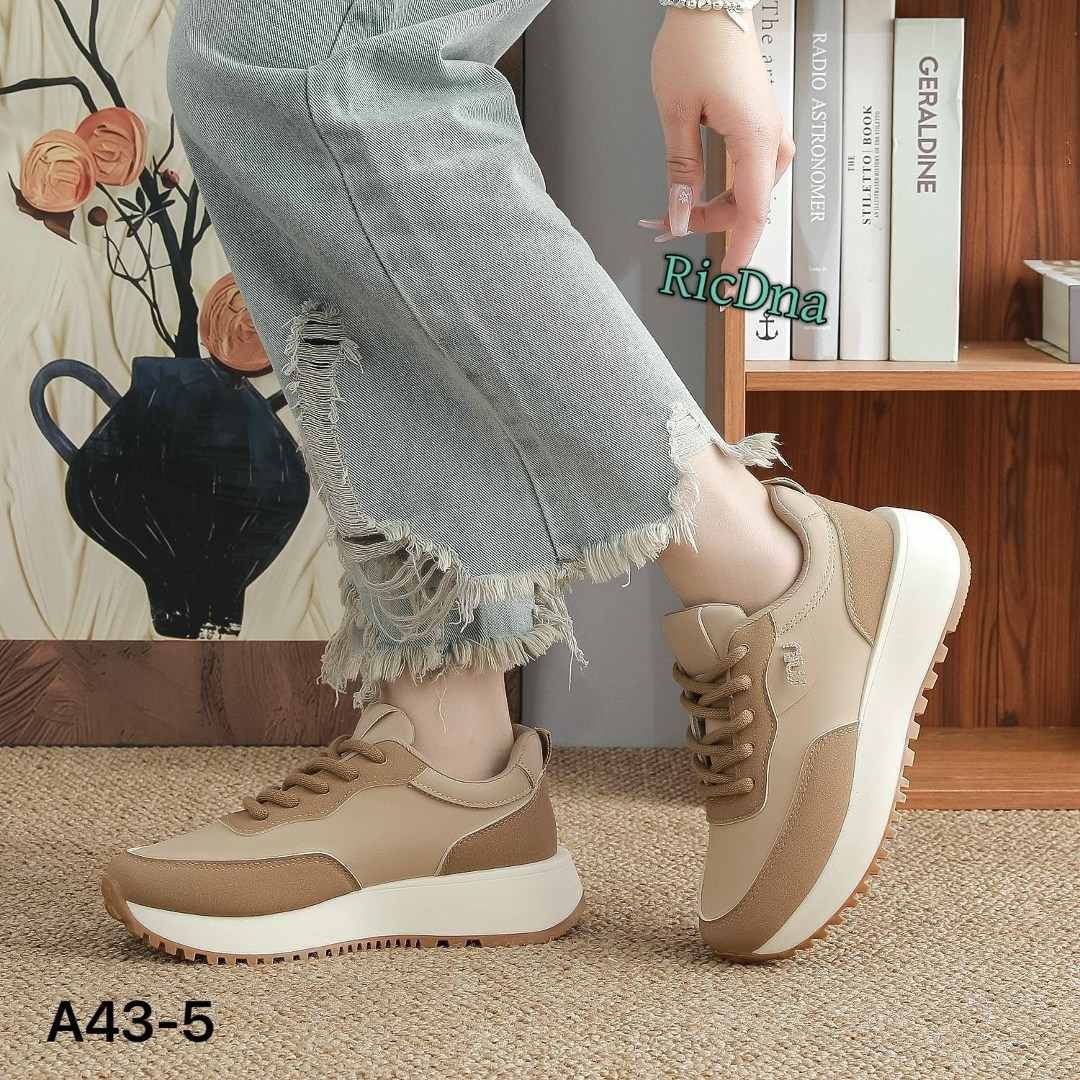 кроссовки женскиe,кроссовки для женщин,модные кроссовки,повседневные кроссовки,