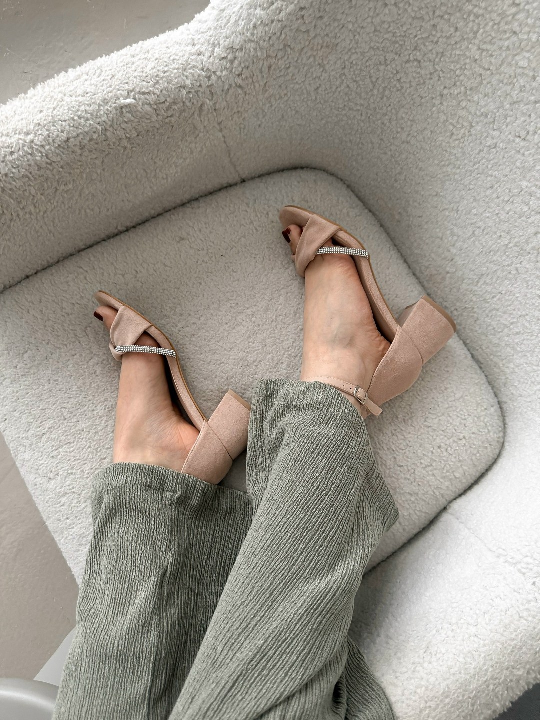 босоножки замшевые бежевые,замшевые босоножки,бежевые босоножки,босоножки женские,пудровые босоножки