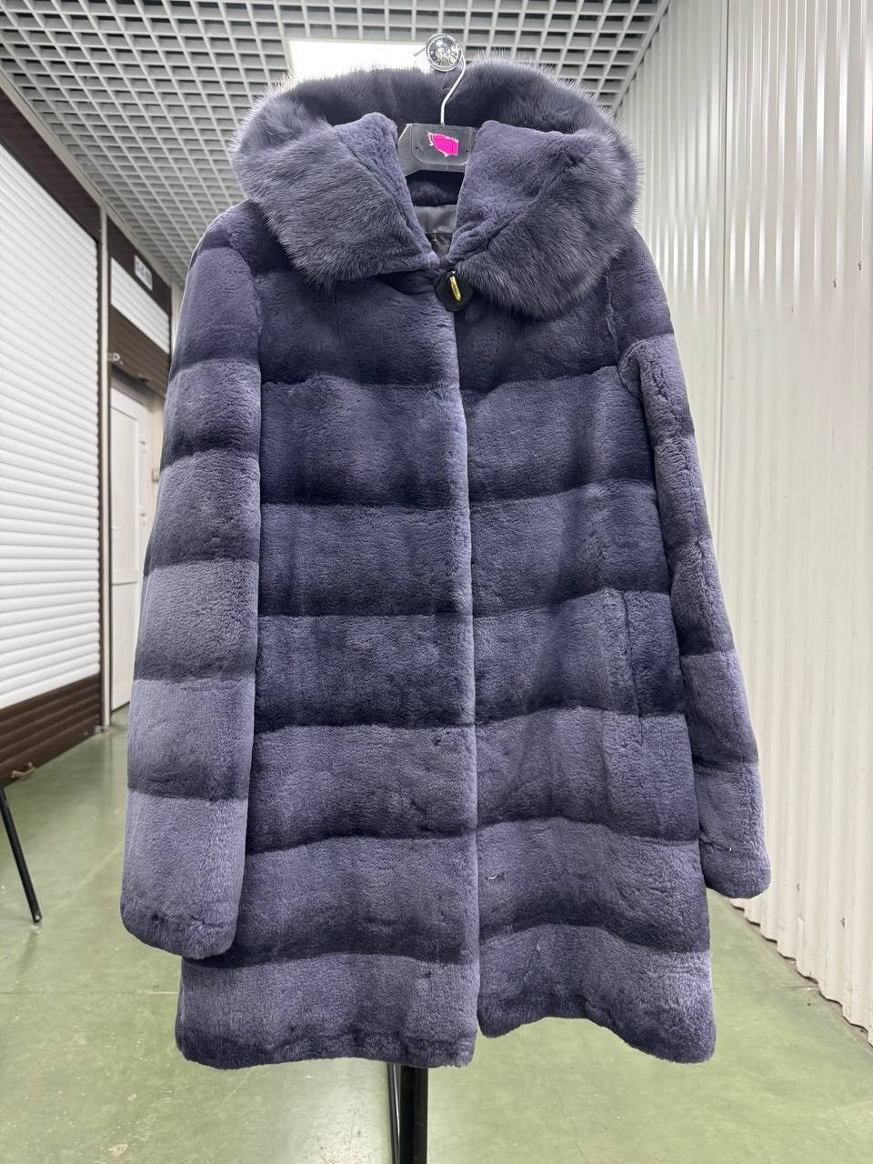 шуба норковая поперечка с капюшоном графит,шуба из бобрика,шуба норковая,шуба графит поперечка,шуба