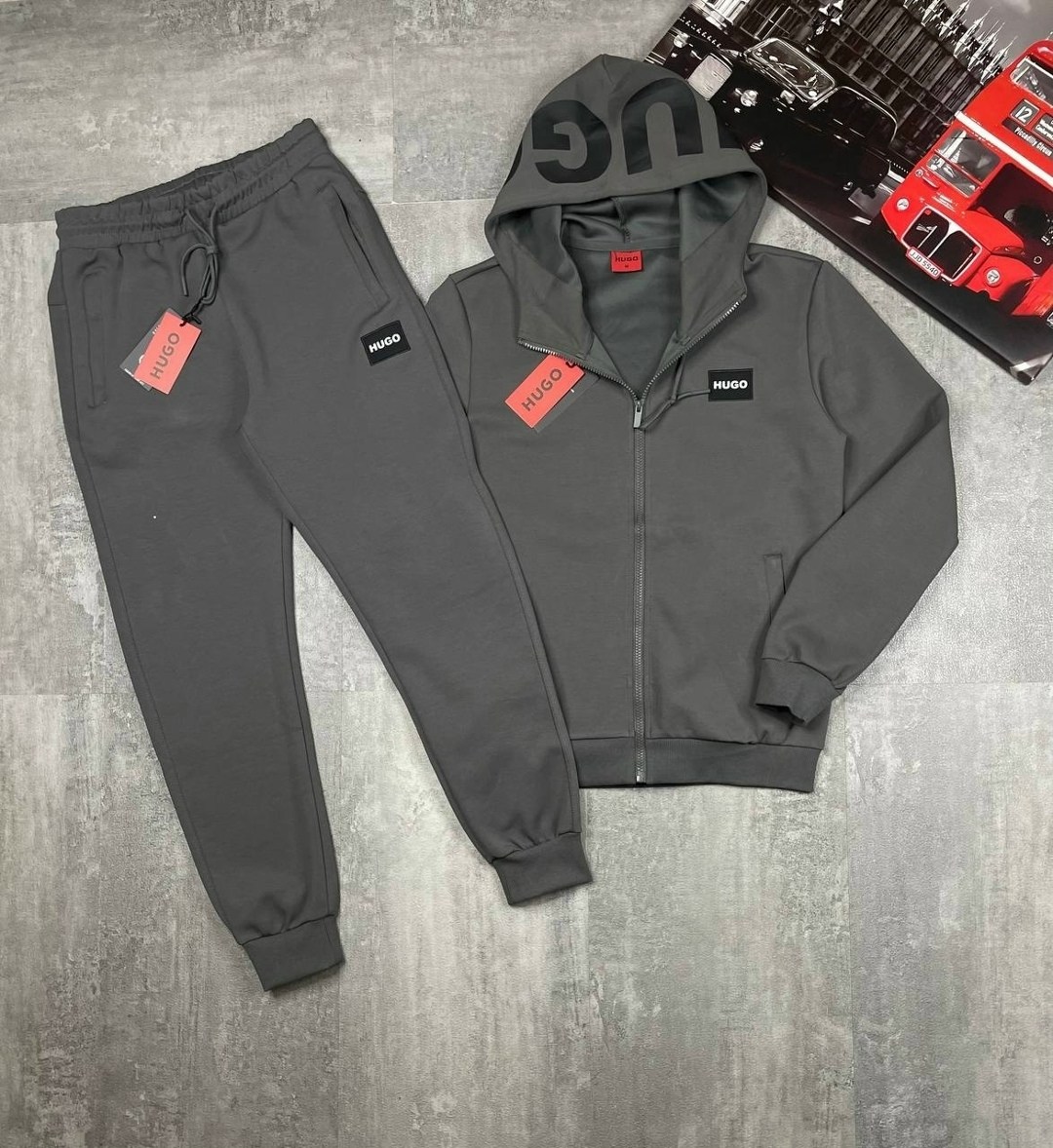 спортивный костюм hugo boss,спортивный костюм мужской hugo boss,спортивный костюм hugo,мужской спортивный костюм,костюм спортивный