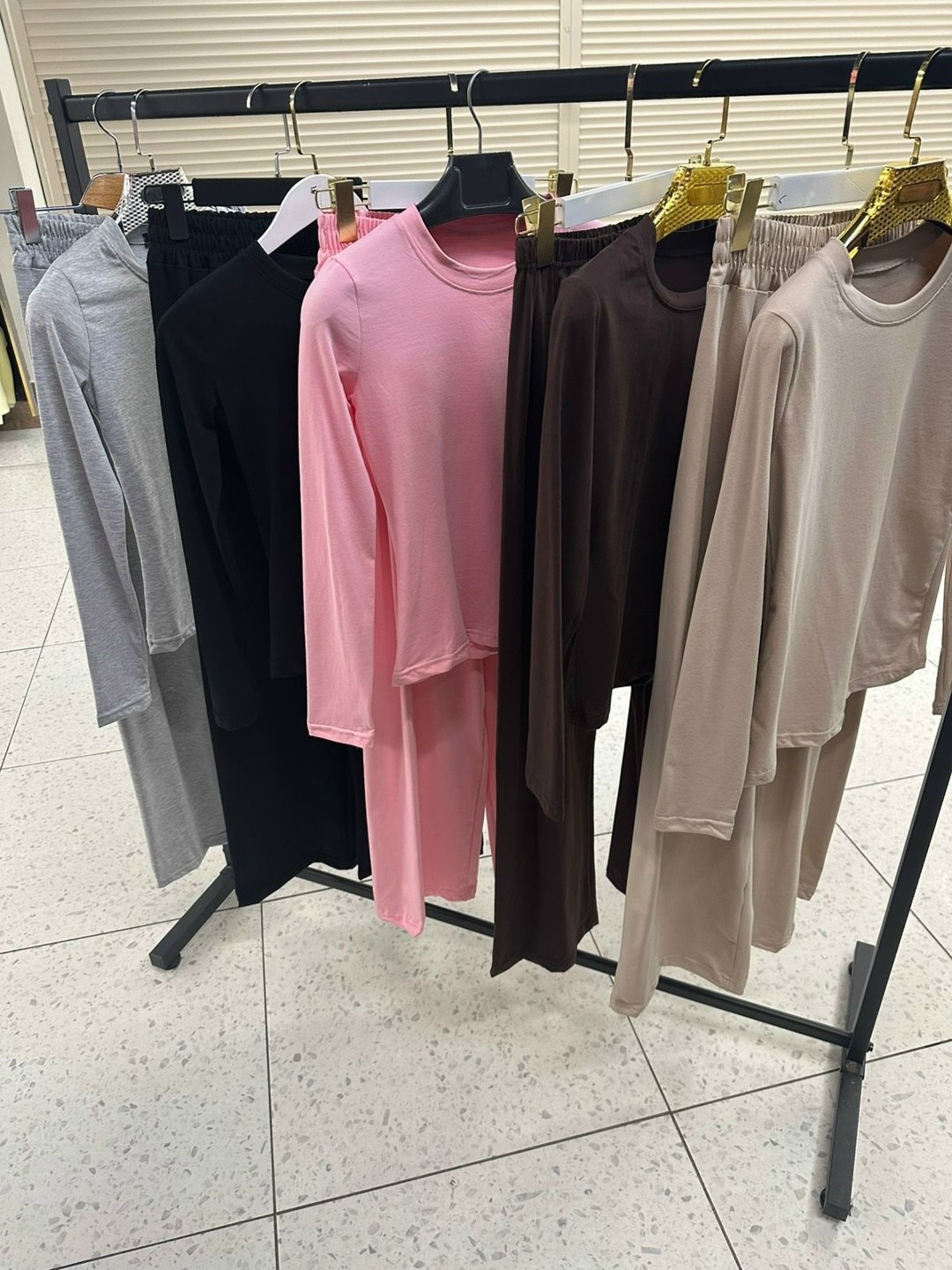 трикотажные костюмы,женский костюм,костюм,спортивные костюмы,брючный костюм