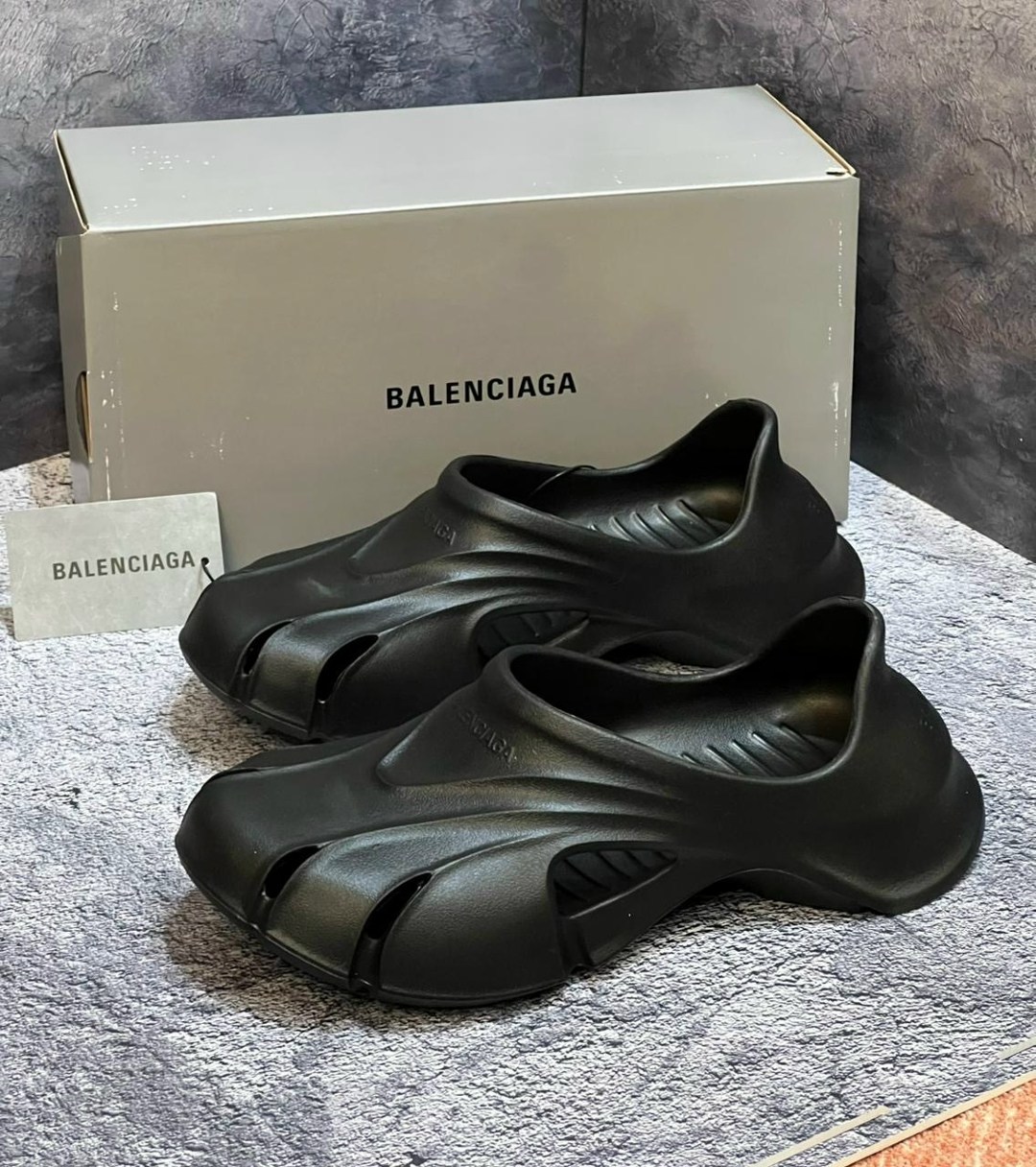 шлепанцы balenciaga,тапки balenciaga,сандалии balenciaga,тапочки balenciaga,шлепанцы баленсиага