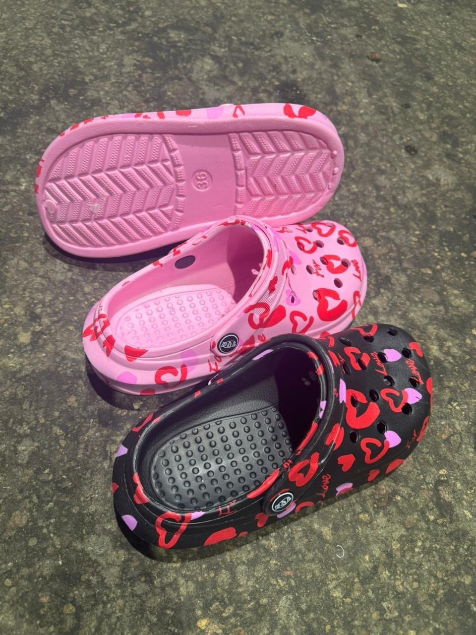 ,сабо crocs,шлепанцы крокс детские,кроксы детские,крокс китти кроксы