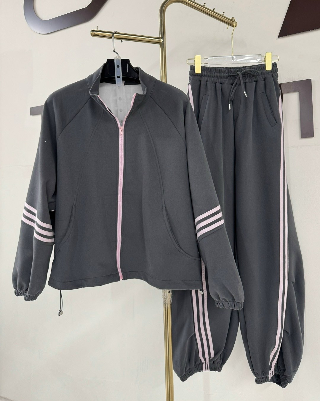 комплект спортивной одежды женский из двух предметов,повседневный спортивный костюм,повседневная куртка,спортивный костюм,костюм спортивный женский