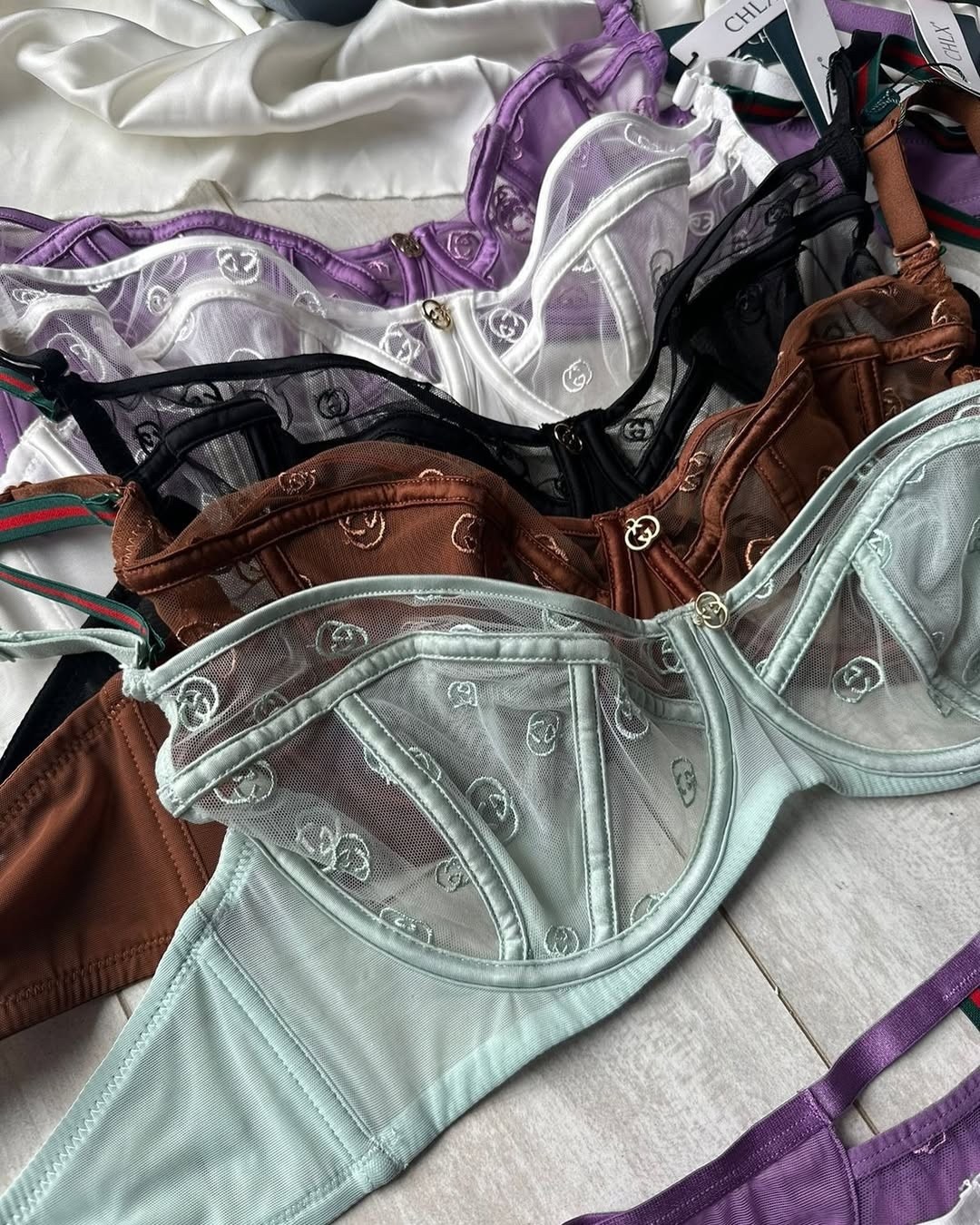 комплект женского нижнего белья,комплект нижнего белья,нижне бельё женское,комплект сексуального нижнего белья,комплект с бюстгальтером