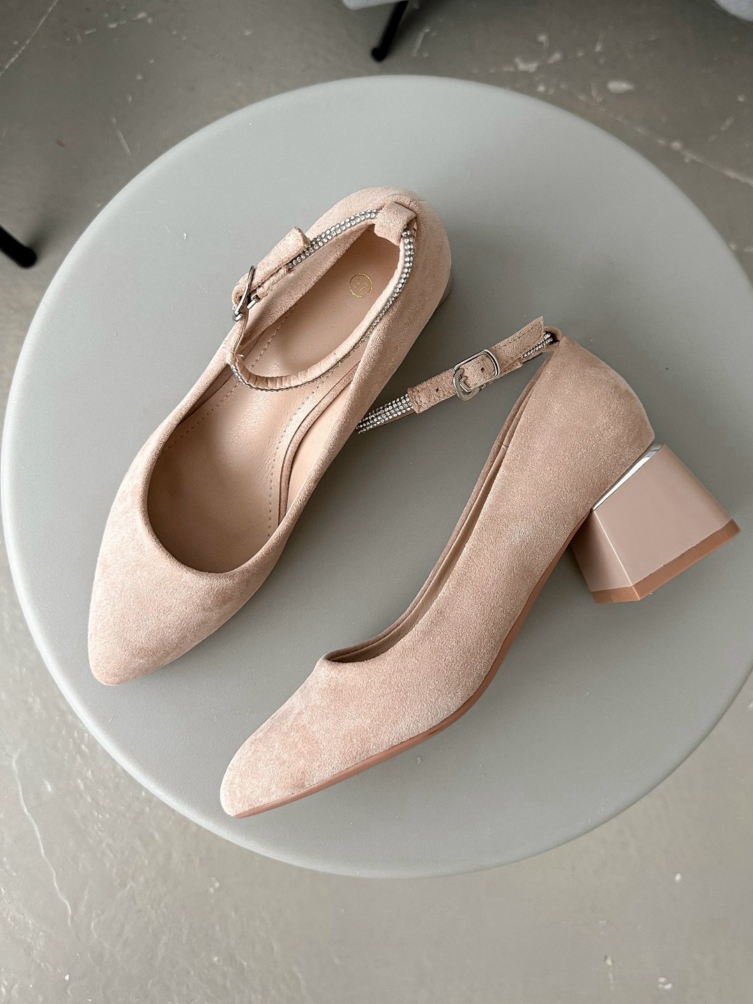 туфли женские на каблуках,туфли лодочки на широком каблуке,туфли бежевые,каблуки туфли,бежевые туфли на маленьком каблуке