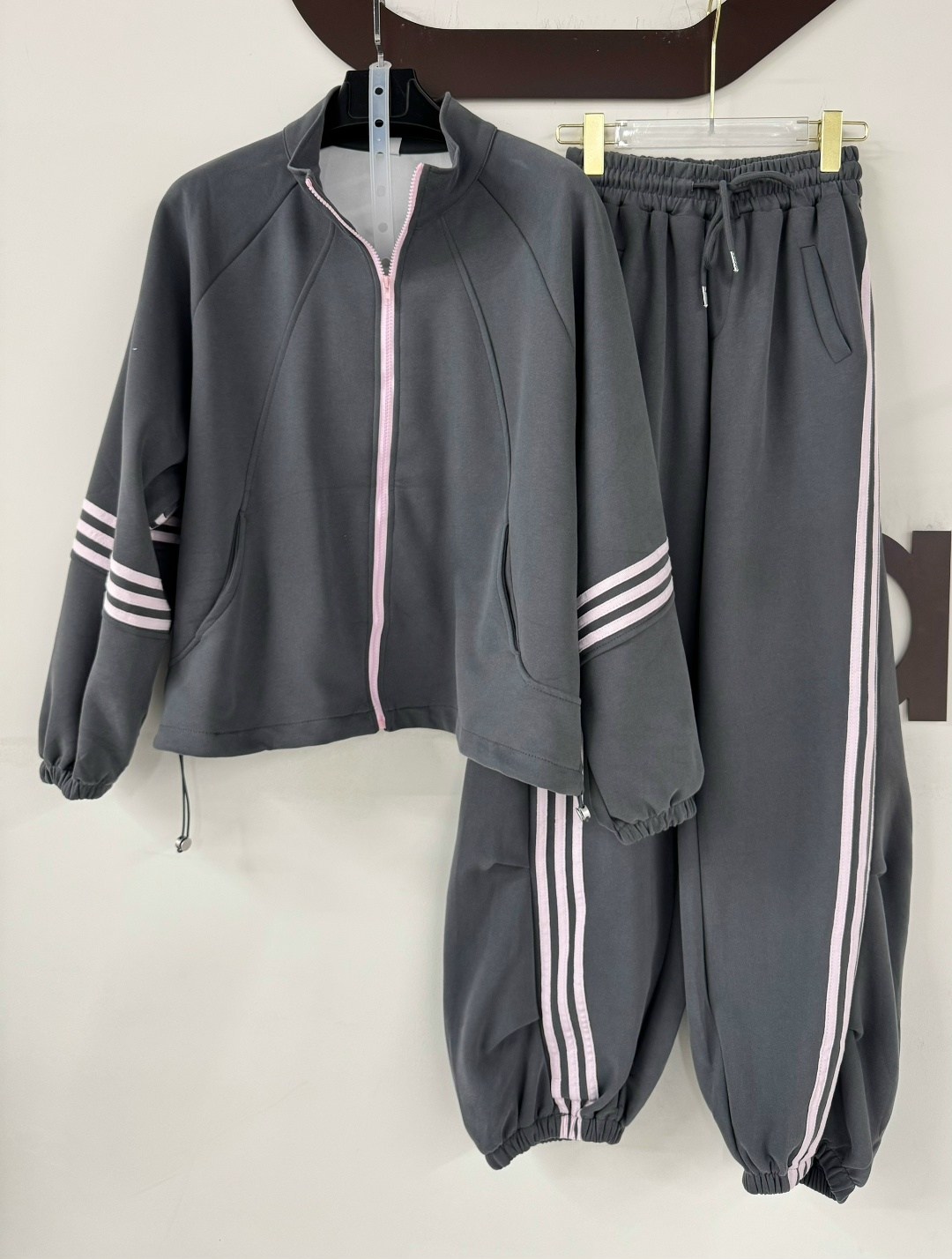 комплект спортивной одежды женский из двух предметов,повседневный спортивный костюм,повседневная куртка,спортивный костюм,костюм спортивный женский