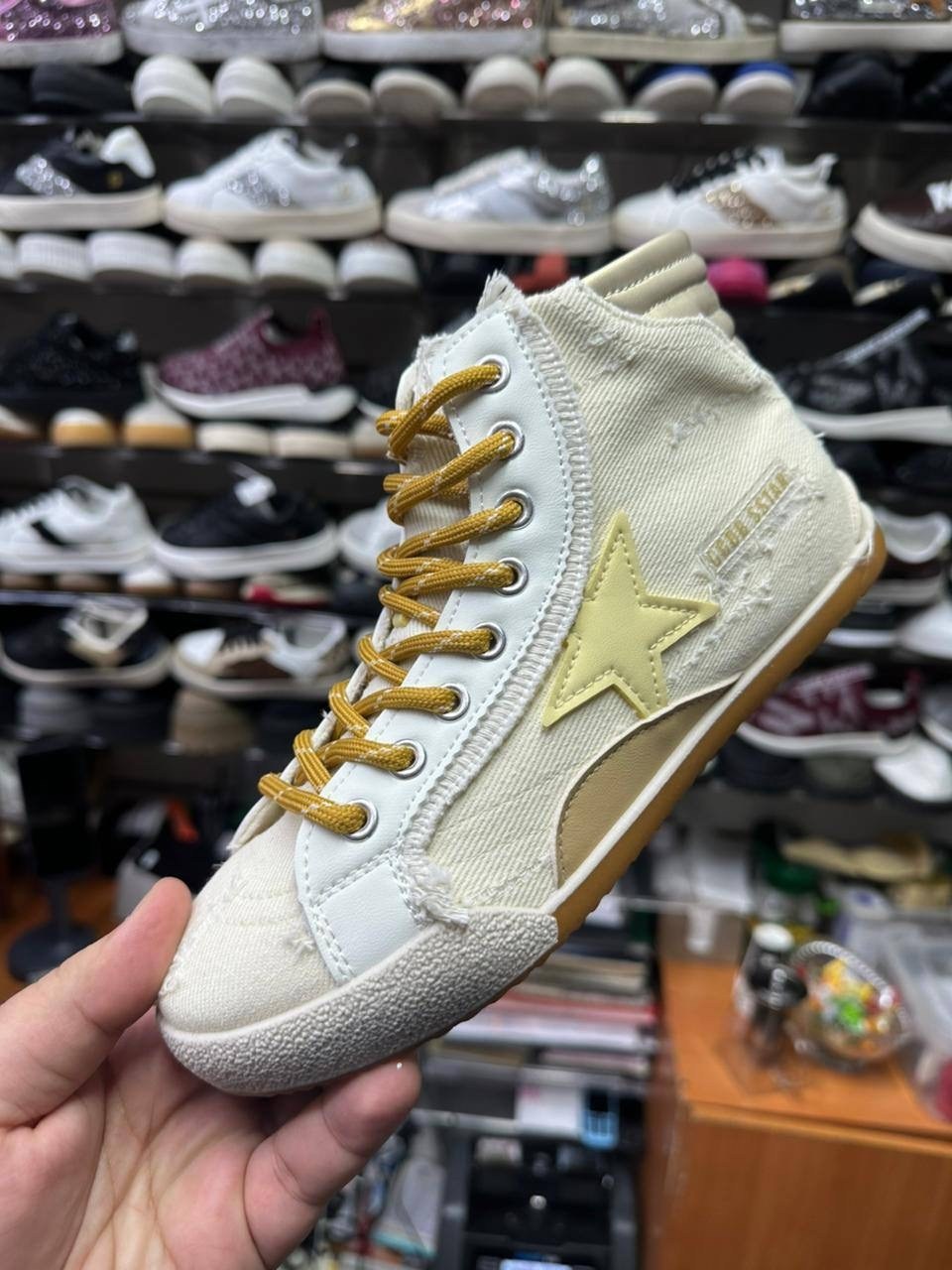 ,кроссовки golden goose,golden goose лаковые кроссовки с пайетками, спортивная,кеды golden goose