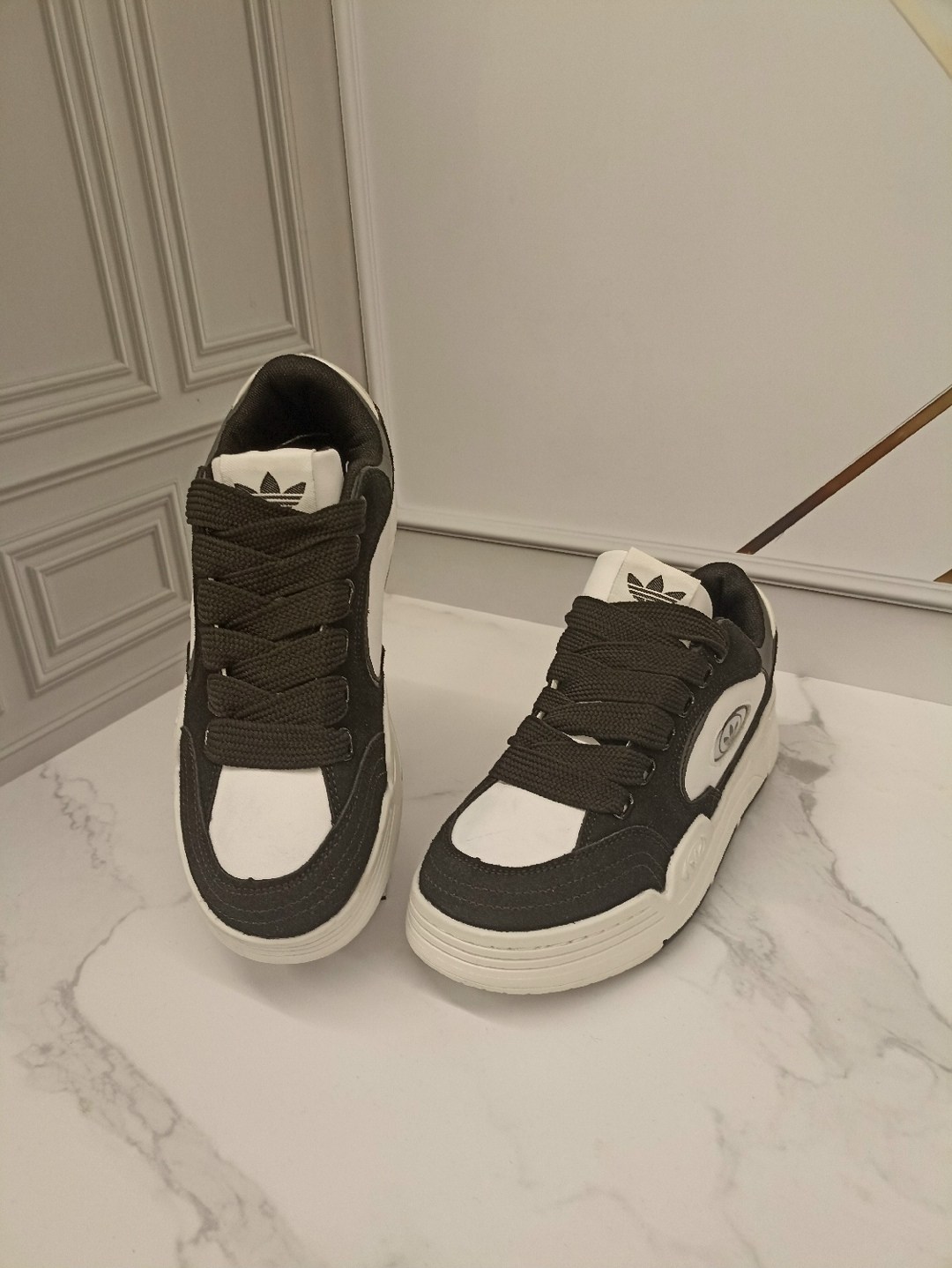 ,кроссовки женский adidas,adidas кроссовки,женские кроссовки,кроссовки adidas adi 2000