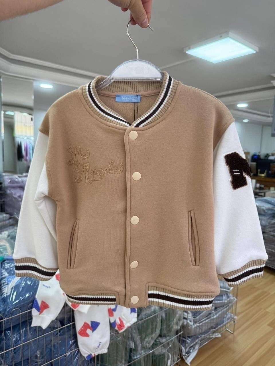 ребенок,брюки для девочек,стильные дети,куртка бомбер,брюки crockid для девочек