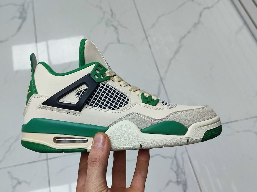 кроссовки nike air jordan 4 retro,кроссовки мужские nike air jordan 4 белый,кроссовки air jordan 4 retro,кроссовки nike air jordan 4,кроссовки женский мужской