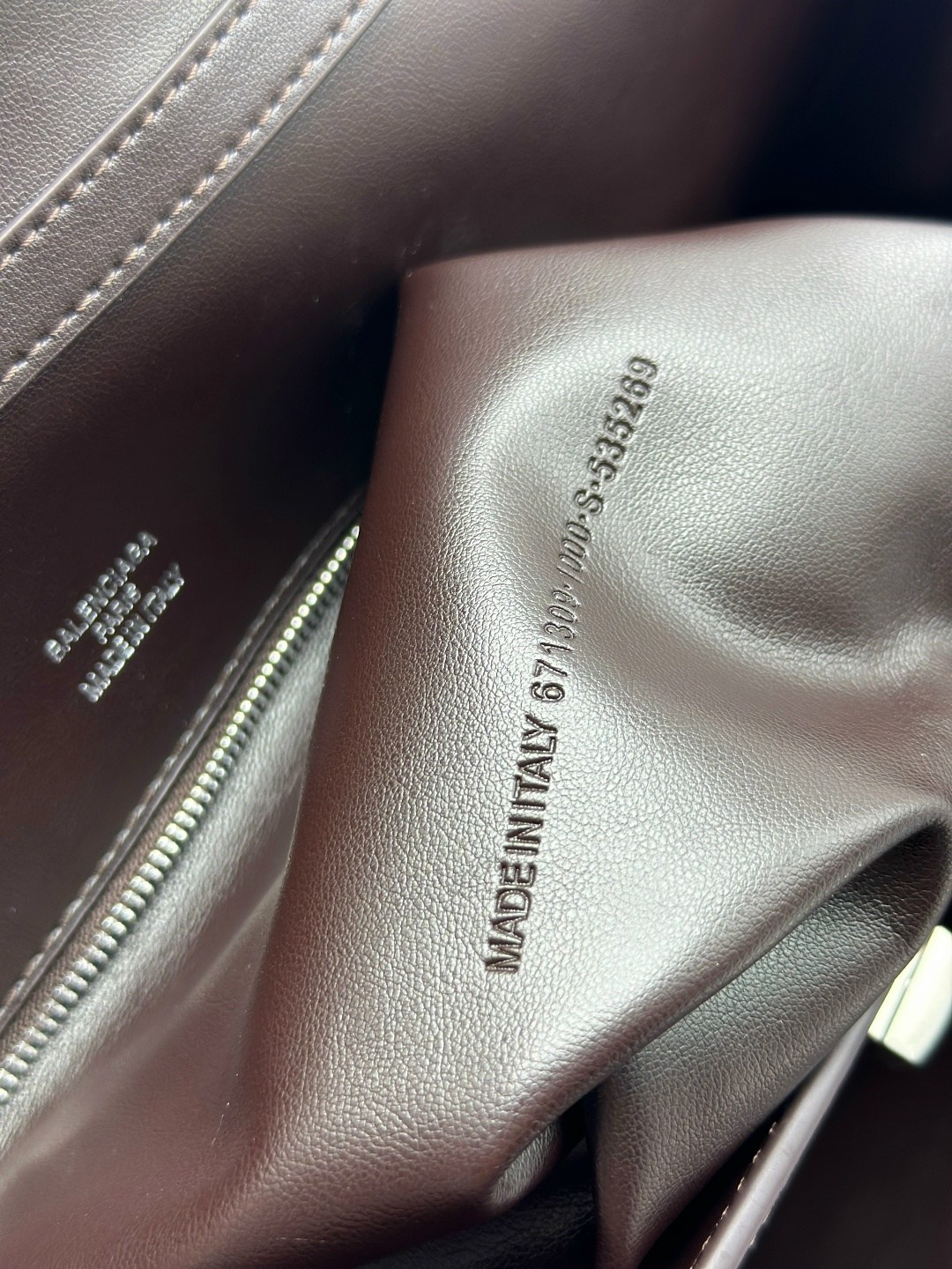 сумка balenciaga,balenciaga сумка женская,сумка balenciaga rodeo,сумка balenciaga натуральная кожа 35-24 см,женская сумка