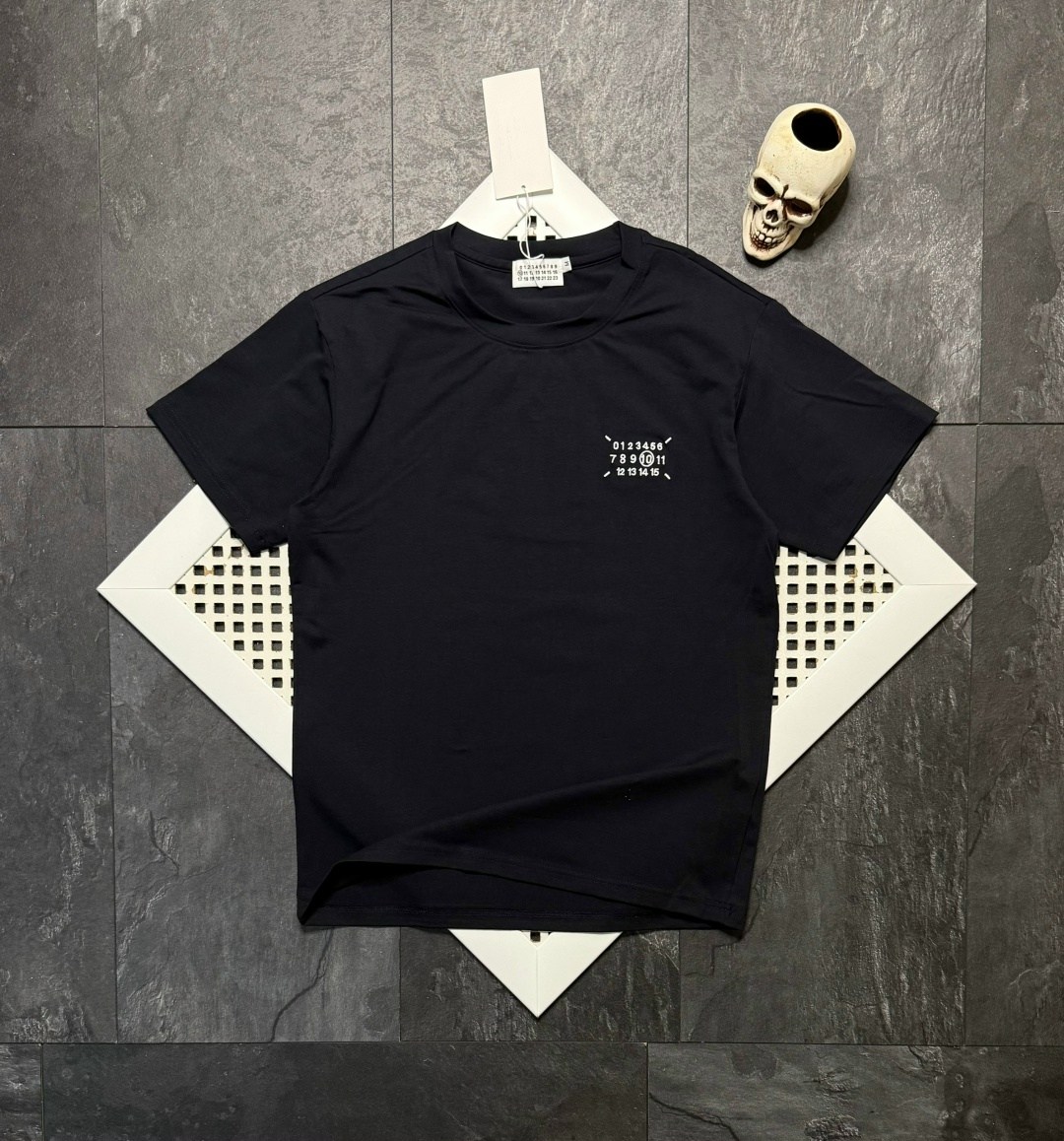 футболки мужские,бежевая футболка,футболка,футболка с принтом,футболка песочного цвета