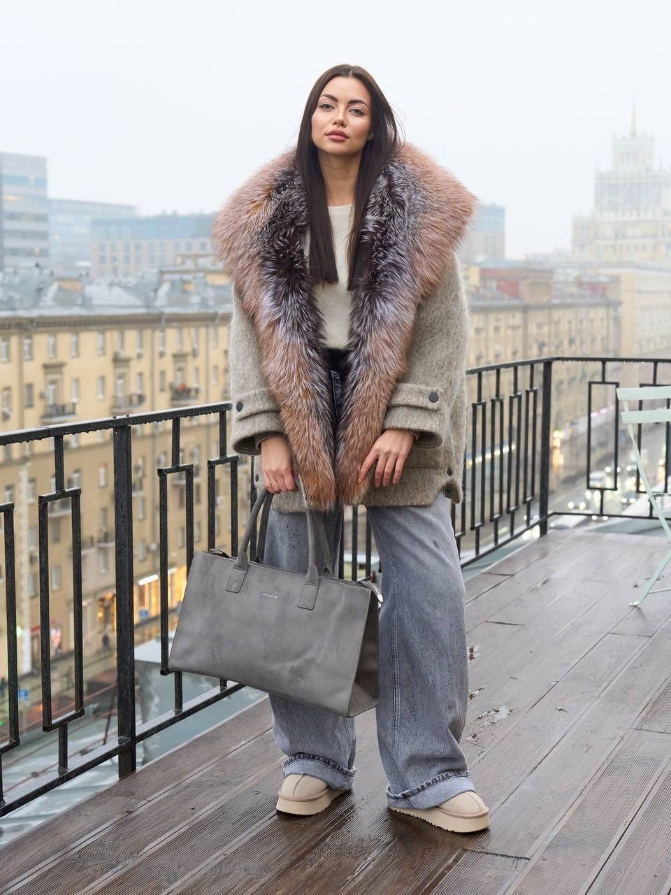 женский пуховик с натуральным мехом max mara premium,пуховики с мехом,пуховик с натуральным мехом,зимняя куртка-пальто оверсайз,max mara женский синий пуховик с мехом