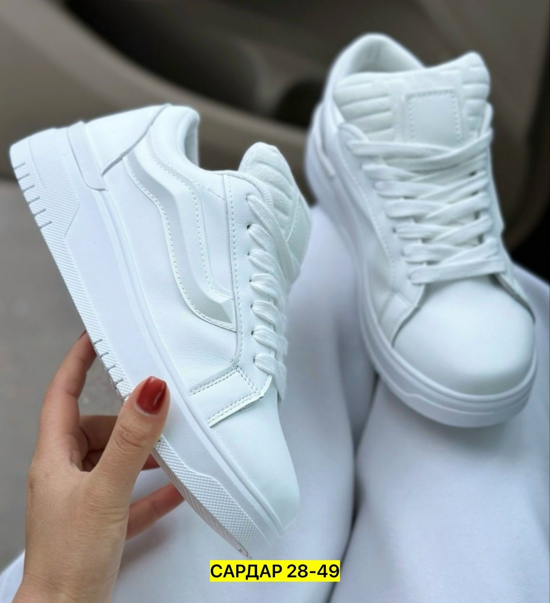 кроссовки женскиe,,цвет кроссовок,белые кроссовки,кроссовки оптом