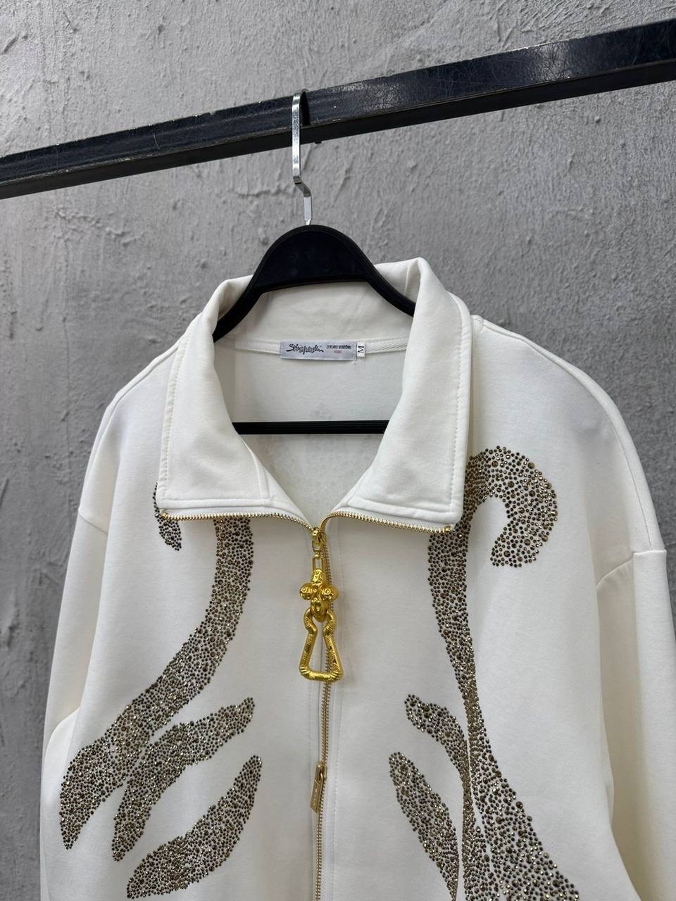 спортивные костюмы женские,костюм спортивный,костюм стильный,луи виттон костюм спортивный женский,костюм белый