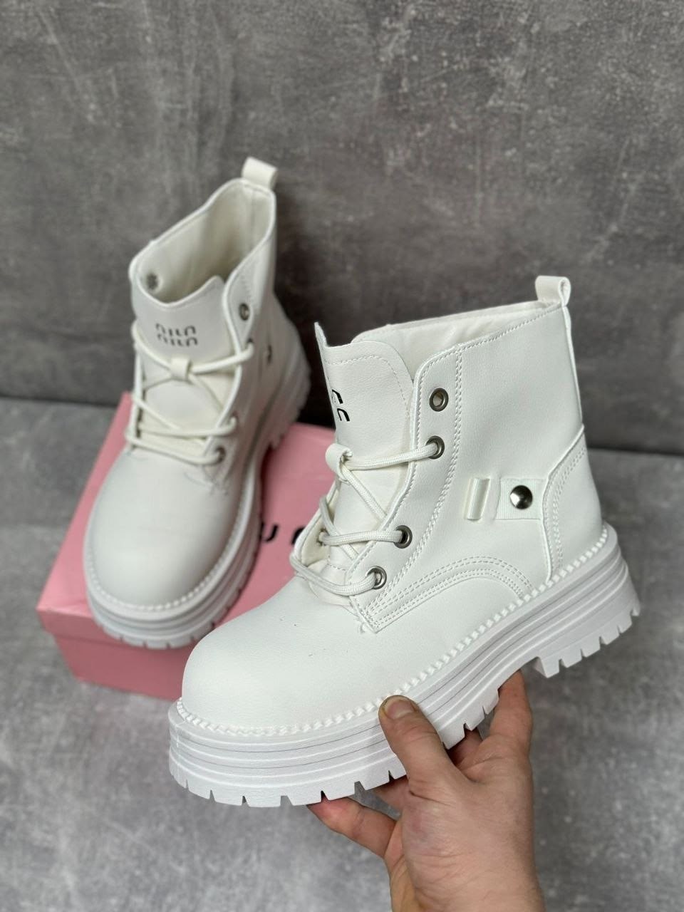 ,ботинки замшевые miu miu,женские ботинки,зимние ботинки замшевые miu miu,женская