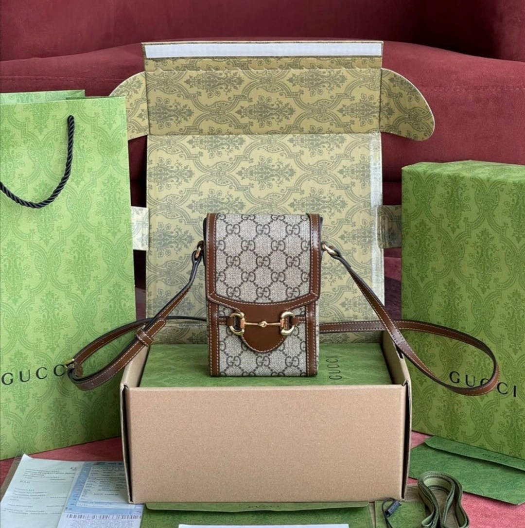 сумка gucci,gucci сумка на плечо,сумка гуччи кросс боди,женская сумка на gucci,сумка gucci horsebit 1955