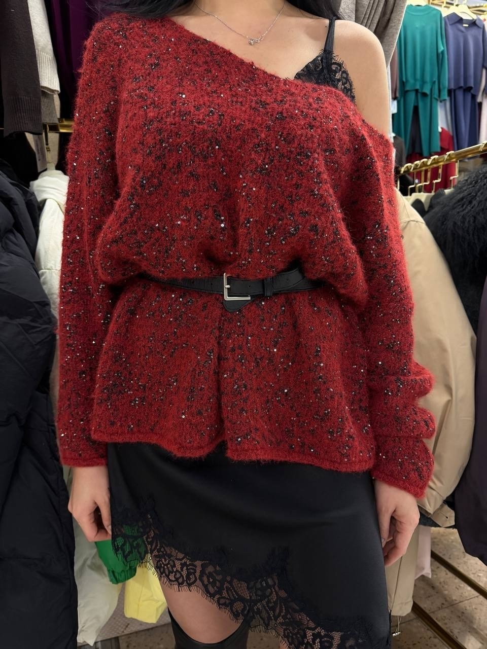джемпер из мохера на шелке с пайетками,джемпер с пайетками,джемпер вязаный женский крупной вязки с пайетками бордовый,блестящий джемпер,свитер из ангоры с пайетками микро