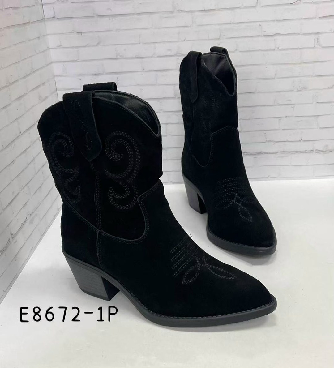 женские ботильоны,женские ботинки,,бежевые замшевые ботильоны,казаки замшевые эконика