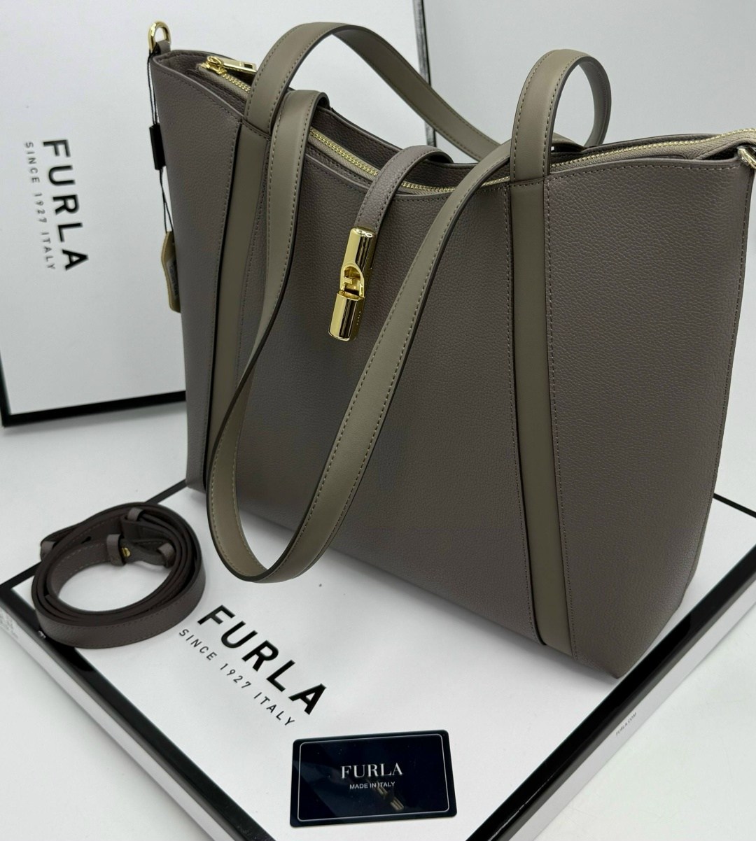 сумка furla,сумка женская furla,сумка шоппер фурла,сумка furla capriccio,сумка тоут furla