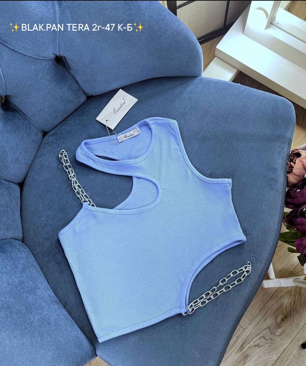 укороченные топы,женские топы,девушка,женский укороченный топ,укороченный топ с вырезом