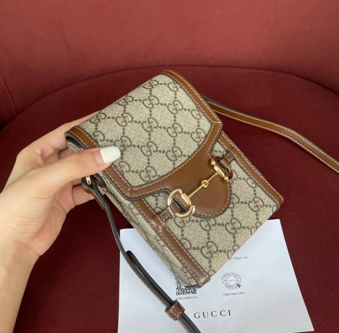 сумка gucci,gucci сумка на плечо,сумка гуччи кросс боди,женская сумка на gucci,сумка gucci horsebit 1955