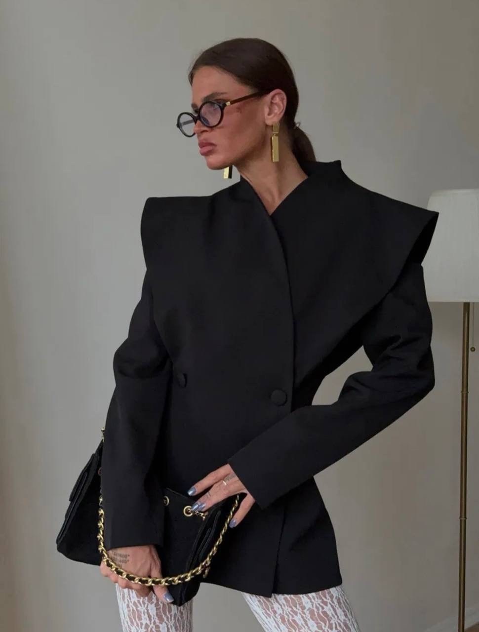 костюм пиджак,костюм,высокая мода,пиджак с открытыми плечами