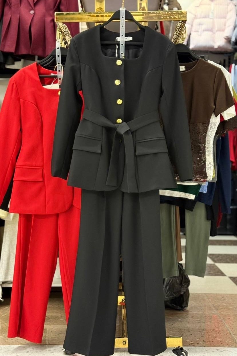 женские брючные костюмы,повседневный женский костюм в деловом стиле,женские костюмы,женский деловой костюм,брючный костюм офисный