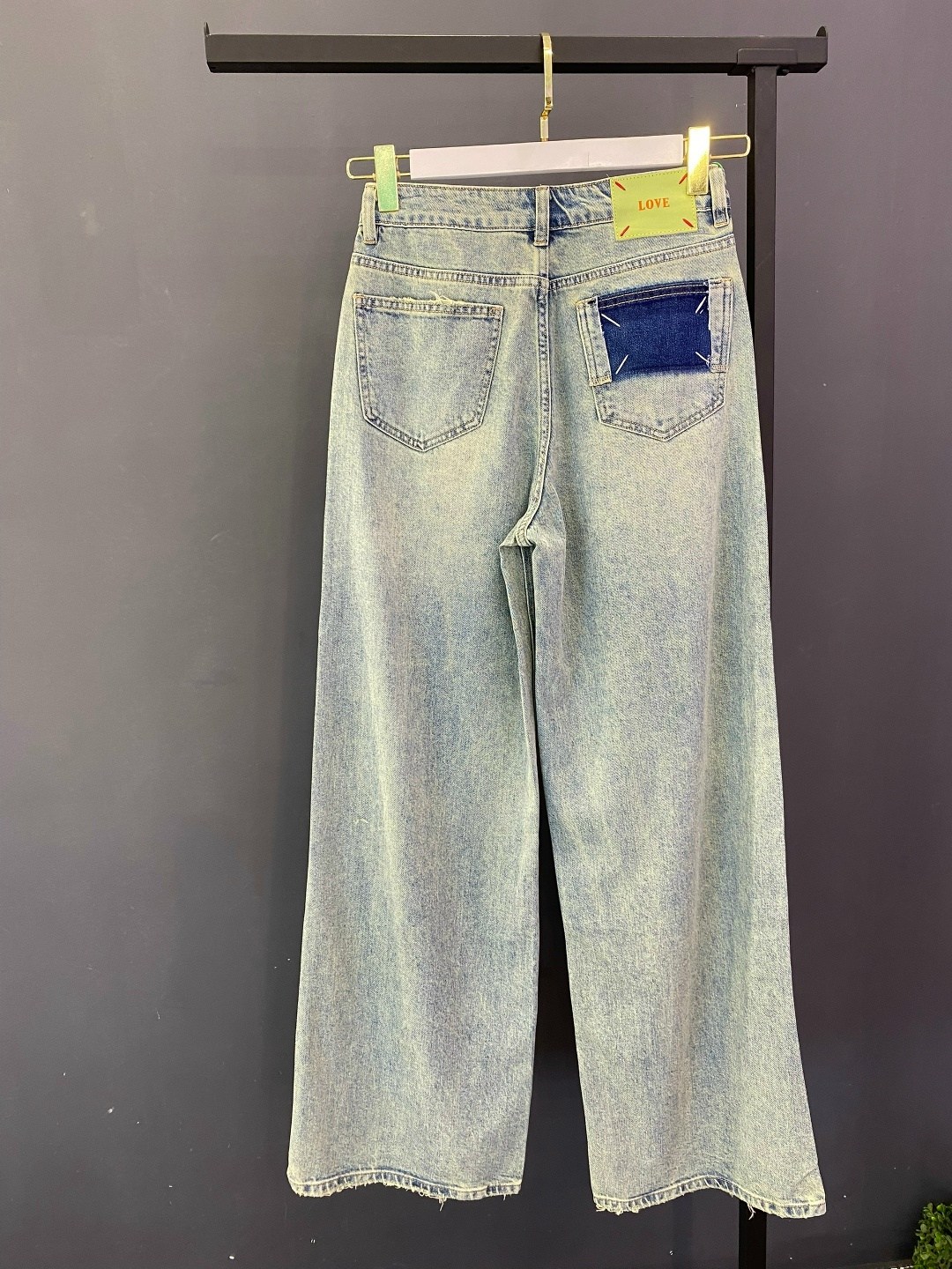 женские джинсы,джинсы,стильные джинсы,модные джинсы,джинсы брюки