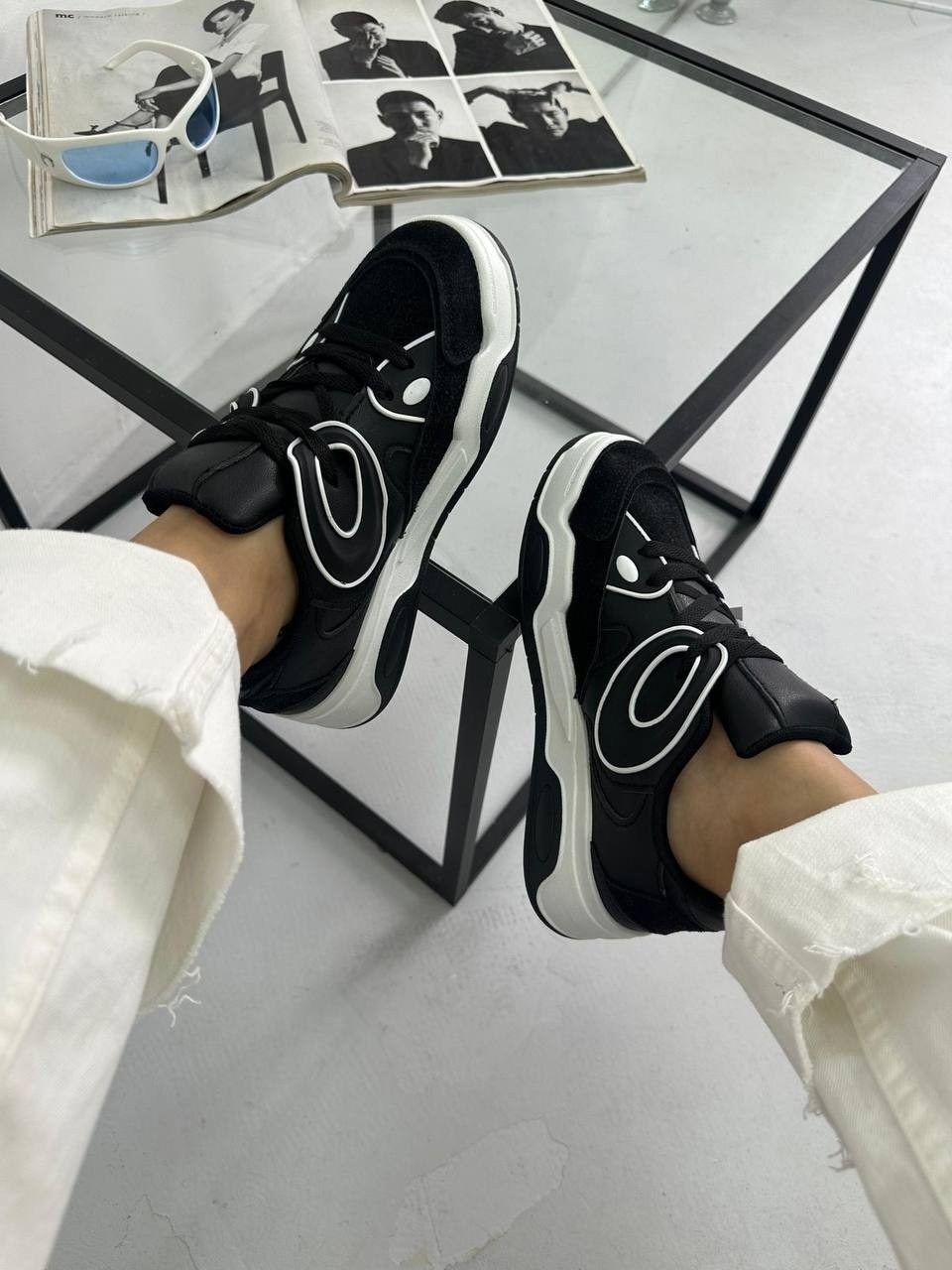 ,кроссовки женские,модные кроссовки,повседневные кроссовки,кроссовки стильные