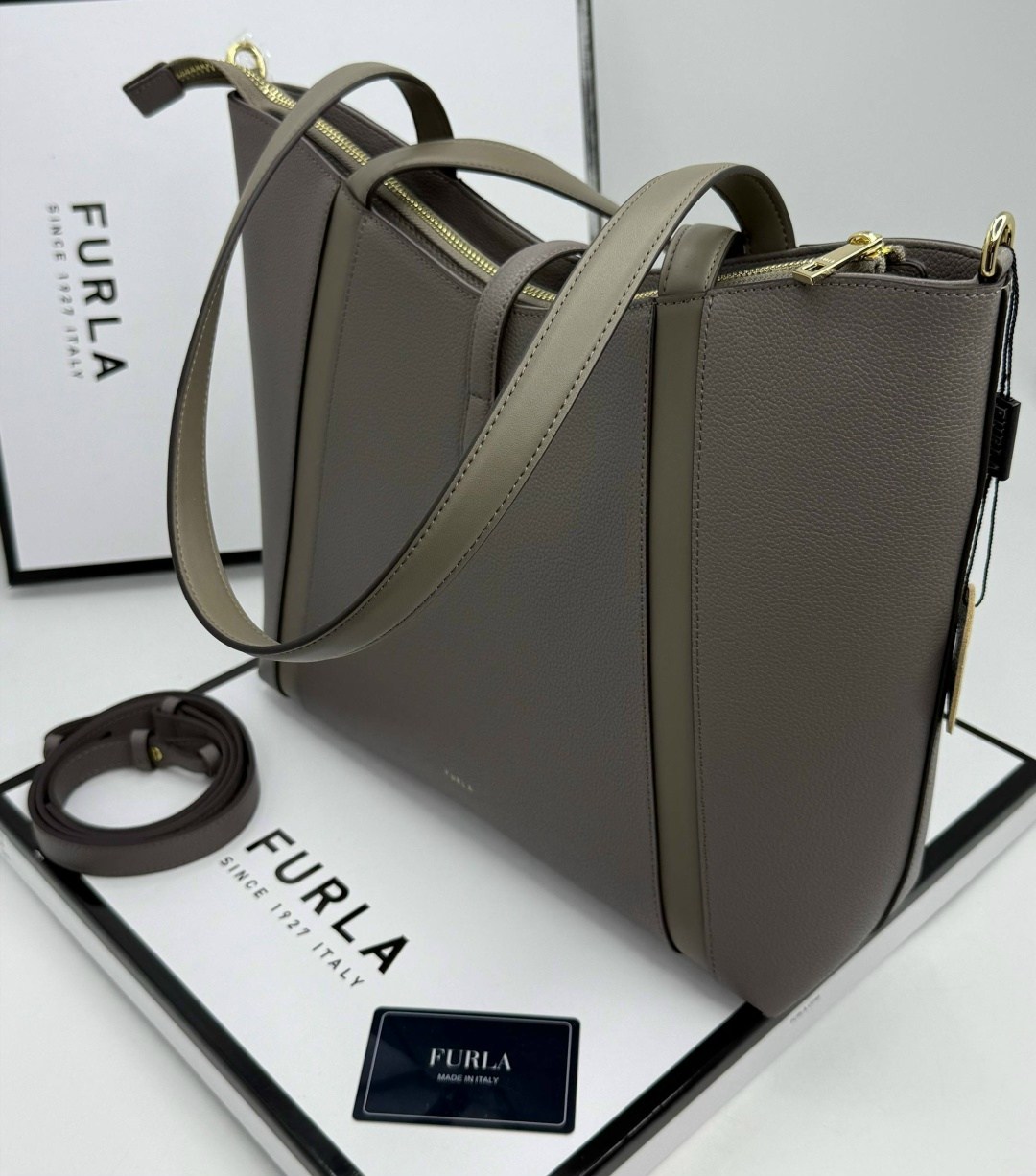 сумка furla,сумка женская furla,сумка шоппер фурла,сумка furla capriccio,сумка тоут furla