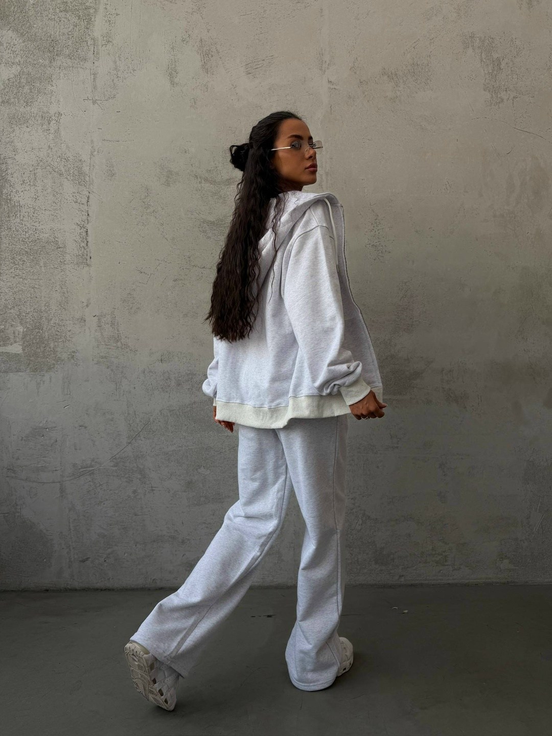 толстовка с брюками,спортивный костюм с двойным капюшоном кофта и штаны,спортивный костюм,костюм женский,женские спортивные костюмы