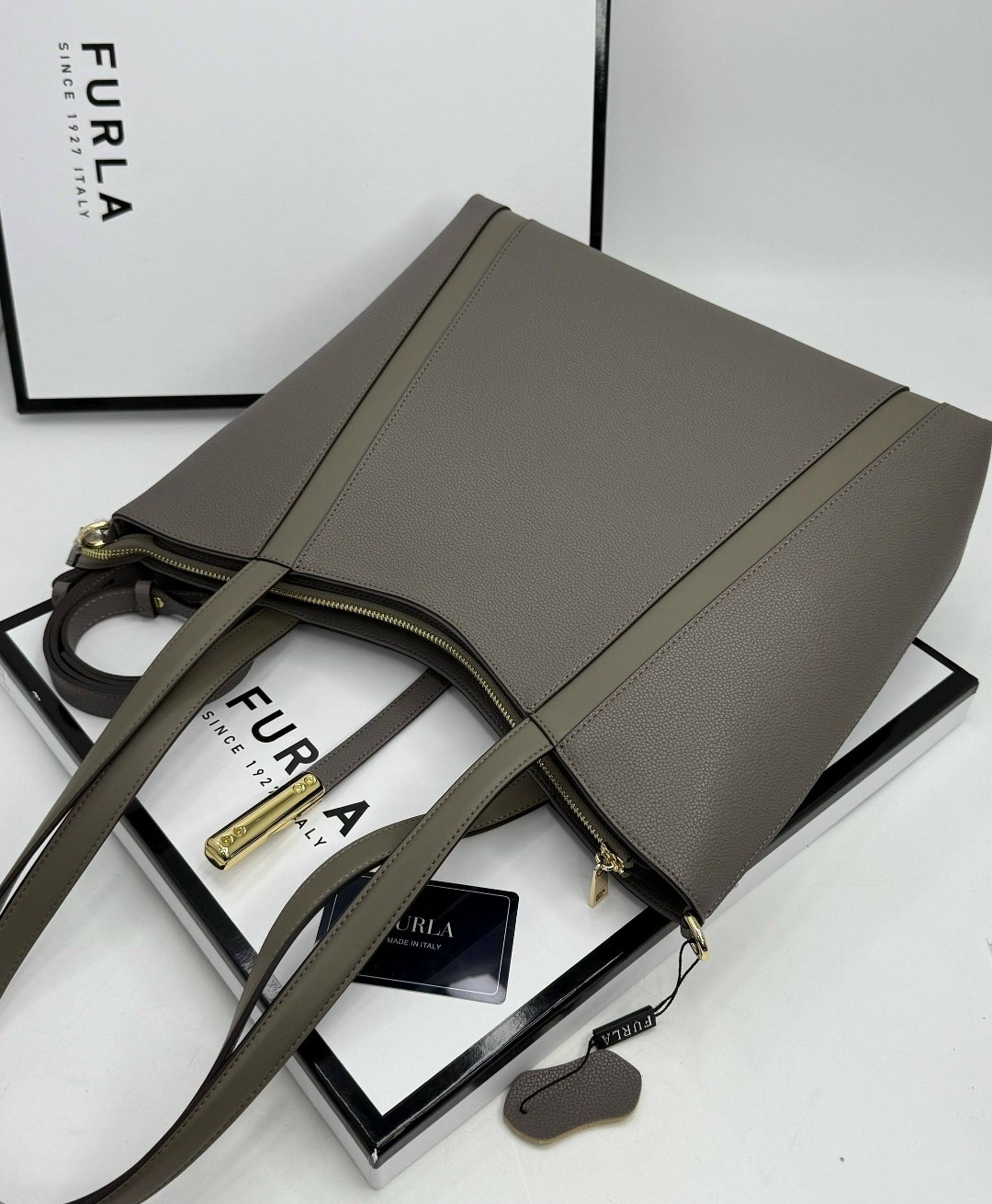 сумка furla,сумка женская furla,сумка шоппер фурла,сумка furla capriccio,сумка тоут furla