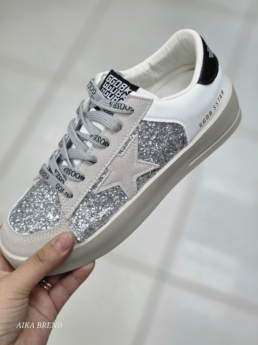 кроссовки golden goose с пайетками на платформе,кеды женские golden goose,,кеды golden goose,кроссовки