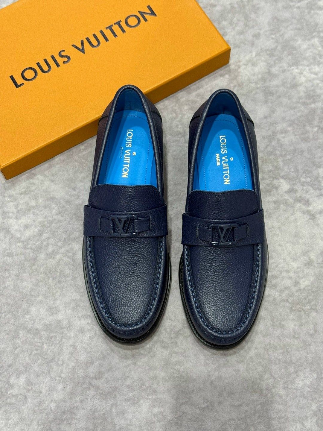 мокасины мужские луи виттон,кожаные мокасины louis vuitton синего цвета,мокасины louis vuitton мужские,мужские кожаные мокасины louis vuitton 2025-2025 черные,лоферы louis vuitton