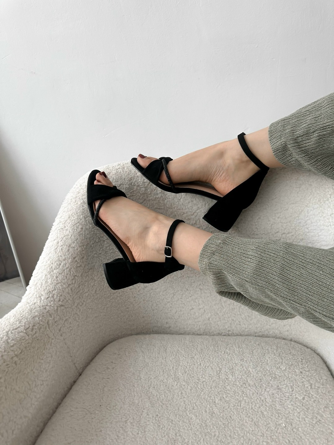 замшевые босоножки,туфли женские на каблуках,туфли женские,туфли на каблуке с ремешком,туфли на каблуках