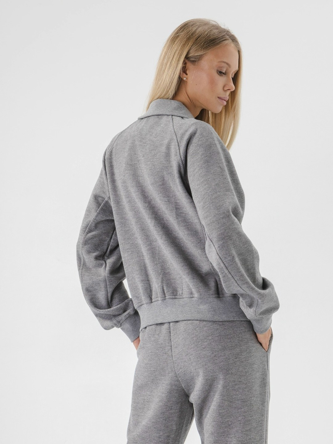 костюм женский nila флисовый серый xl/2xl,костюм спортивный теплый флисовый с молнией qova цвет светлый графит серый,костюм на флисе,трикотажный костюм серый,трикотажные костюмы женские