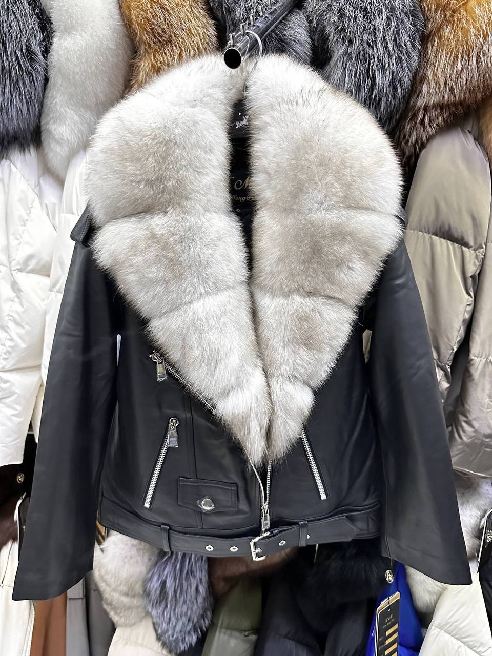 куртка натуральная гладкая кожа с мехом норки,куртка кожаная с мехом,кожаная куртка с мехом песца,кожанка из натуральной гладкой кожи с мехом песца,куртка натуральная кожа мех чернобурка