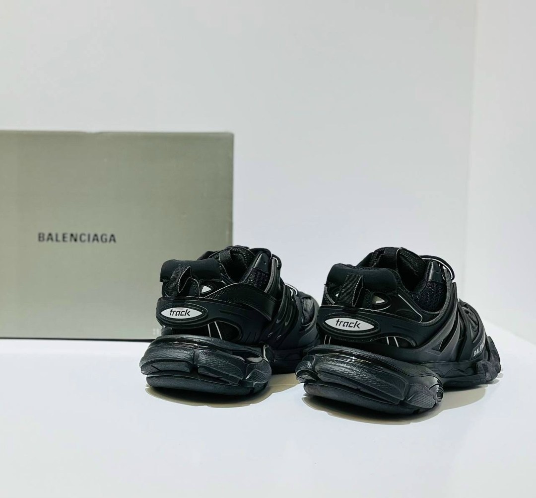кроссовки balenciaga track,кроссовки balenciaga,кроссовки баленсиага,balenciaga кроссовки женские,кроссовки траки баленсиага