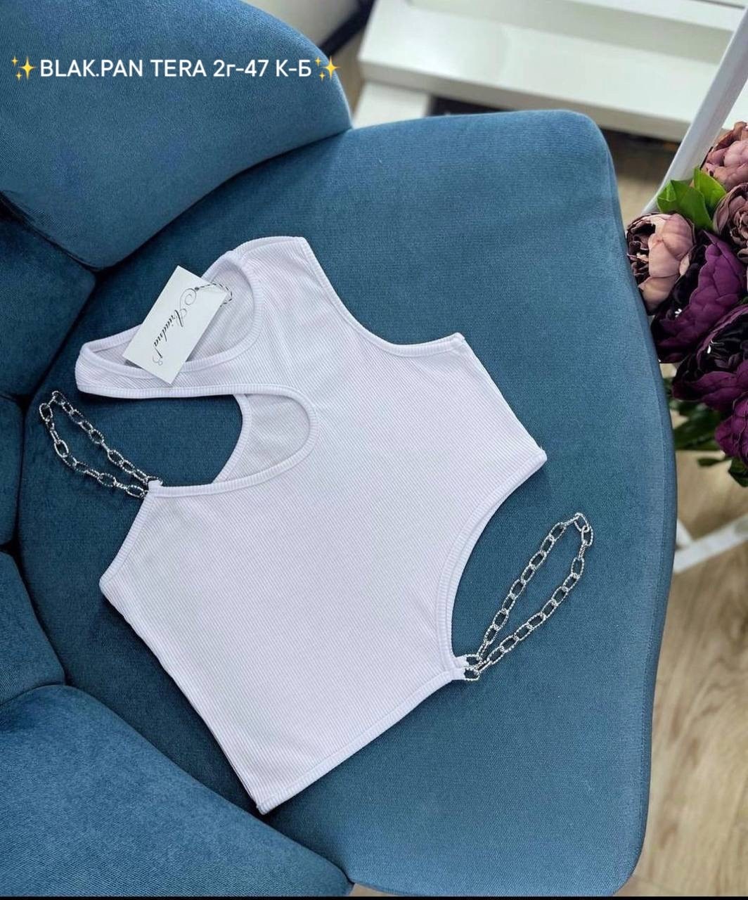 укороченные топы,женские топы,девушка,женский укороченный топ,укороченный топ с вырезом