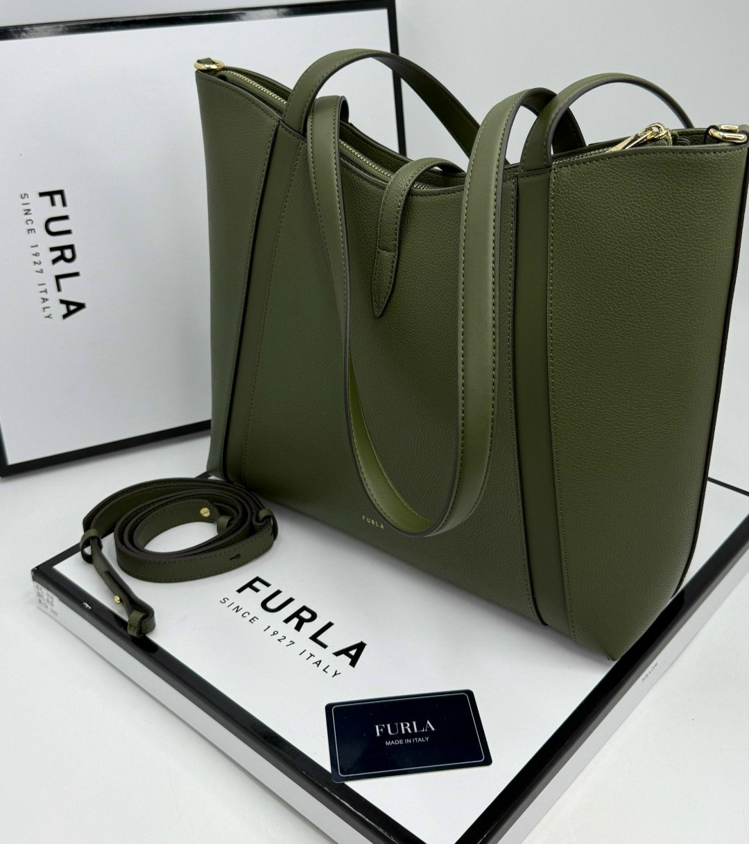 сумка furla,сумка женская furla,сумка шоппер фурла,сумка furla capriccio,сумка тоут furla