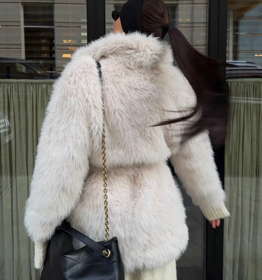 белая шуба,искусственная шуба,женская шуба,шуба,шубка